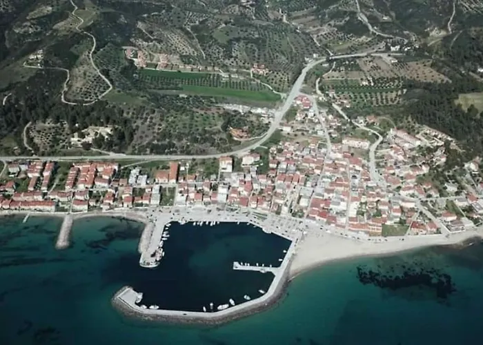 Anchors Aweigh 1-n.skioni Kassandra Sea View Apt. Неа-Скиони